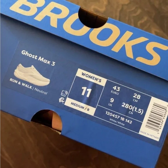 Brooks Ghost Max 3 Men's Athletic Shoes - White - Picture 3 of 3